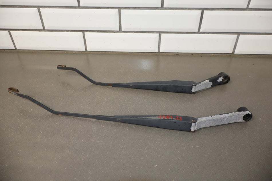 1999 Mitsubishi Eclipse- Wiper Arm Pair