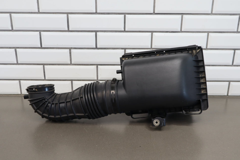 06-10 Dodge Charger SRT8 6.1 Air Cleaner Box 05037565AC