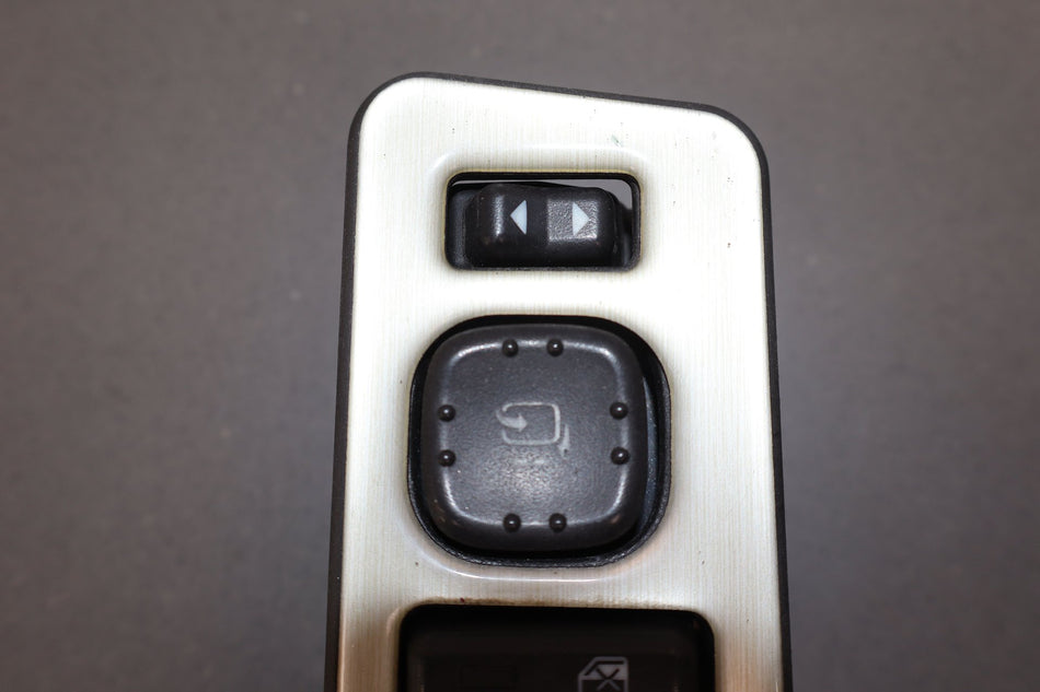 2003 Hummer H2- Front Door Switch