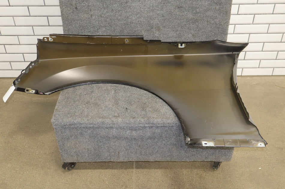 2013 Chevrolet Camaro Right Fender Black GBA