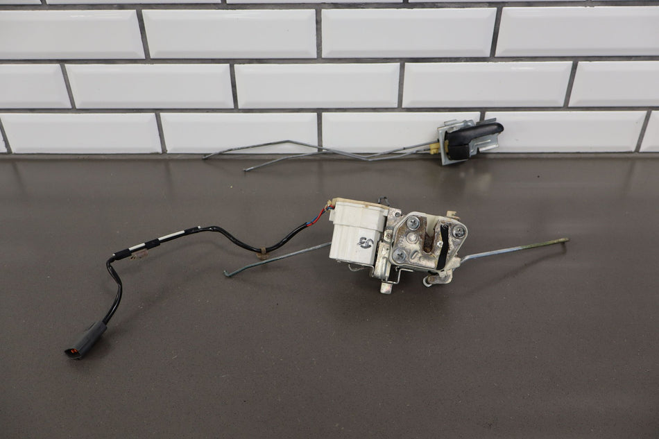 1999 Mazda MX-5 Miata- Right Front Door Latch