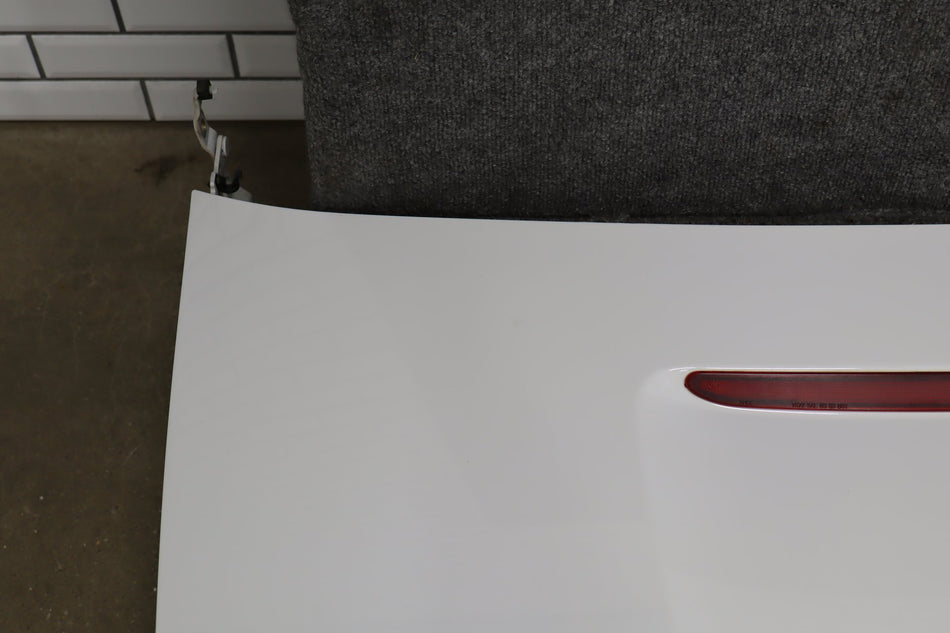 1996-1999 BMW Z3 1.9i Decklid/Tailgate White