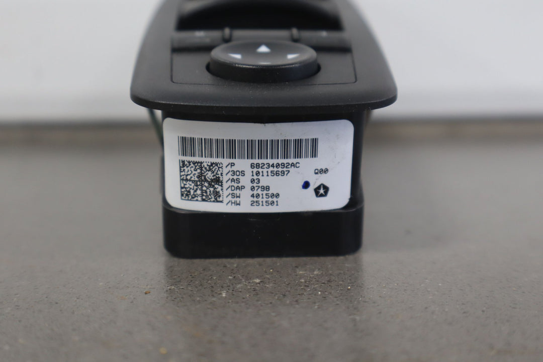 https://dvyuexp86pxrj.cloudfront.net/afb4b39b-4871-415e-a25a-a49131a4a926/541ACFB1-8BBB-42EE-A7E3-47EEBCEE71B7/web_54de15b8-3dfd-483d-97ea-2a99db03f93d.jpg