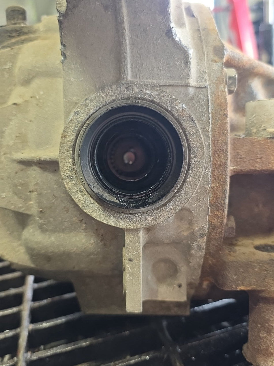 1999-2005 Mazda Miata NB 5-Spd Manual 4.30 Locking Differential Carrier