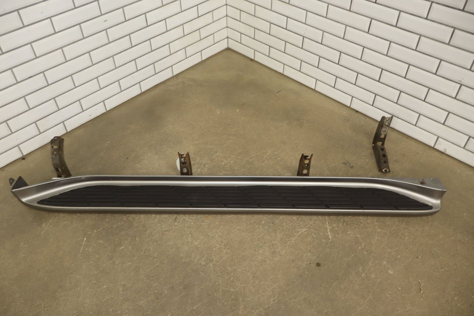 2006 Toyota Land Cruiser- Left Running Board