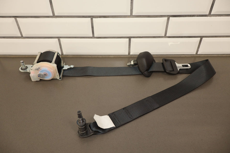 2019 Nissan Titan XD- Rear Seat Belt