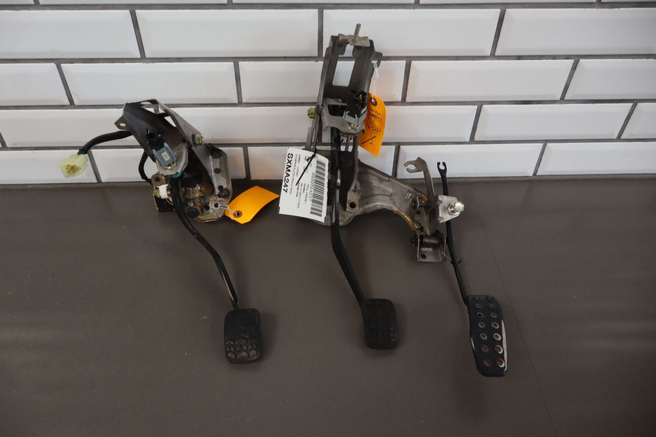 1999 Mazda MX-5 Miata- Pedal Assembly