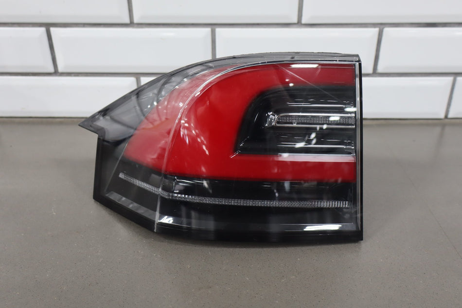 2016-2020 OEM Tesla Model X Rear Left Driver Side Outer Tail Light Lamp