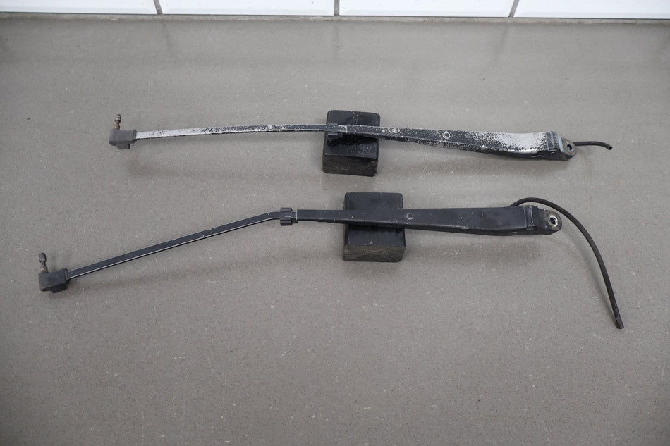 1993-1996 Cadillac Fleetwood Brougham Wiper Arm Pair