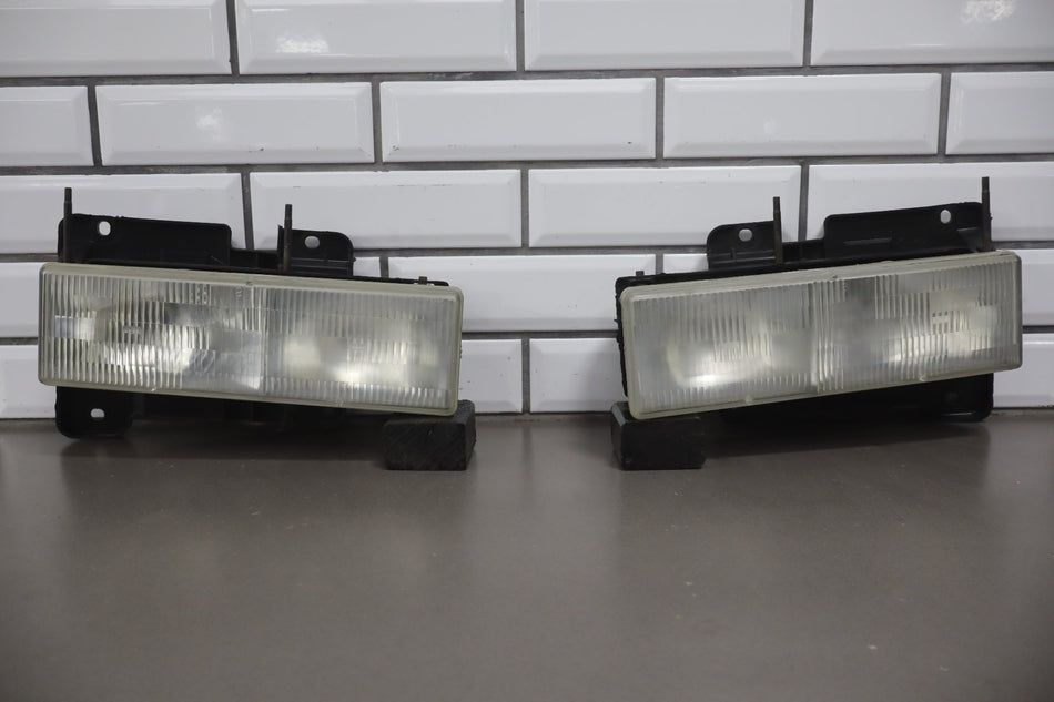 1994 Chevrolet Suburban Headlight Set
