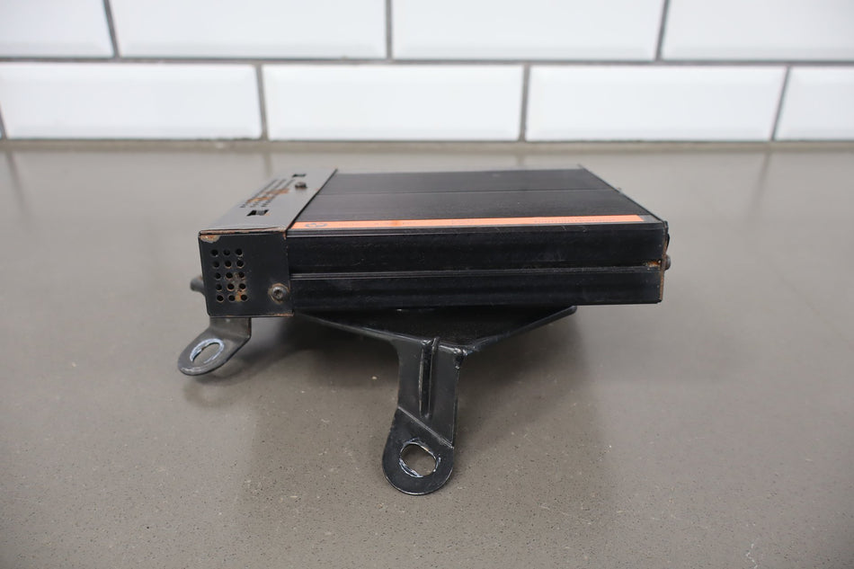1998 BMW Z3 1.9i Radio Amplifier OEM