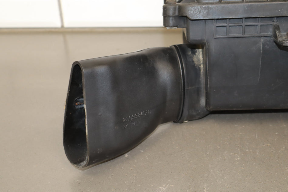 91-95 Pontiac Grand Prix (W) 3.4 LQ1 Air Cleaner Complete MAF