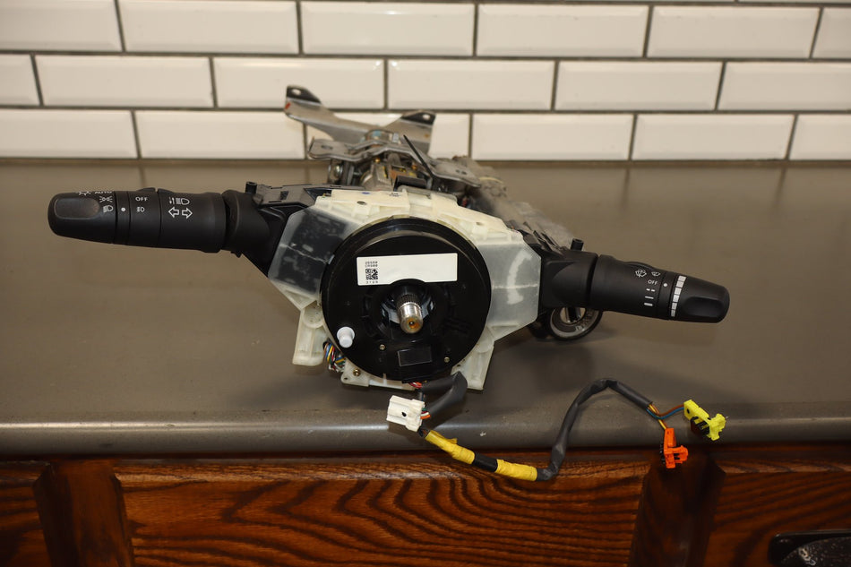 2002-2004 Infiniti M45 Sport Steering Column