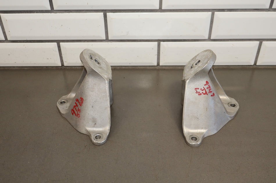 2005-2013 Chevrolet Corvette C6 LS2 LS3 LS7 - Engine Mount Brackets - Pair
