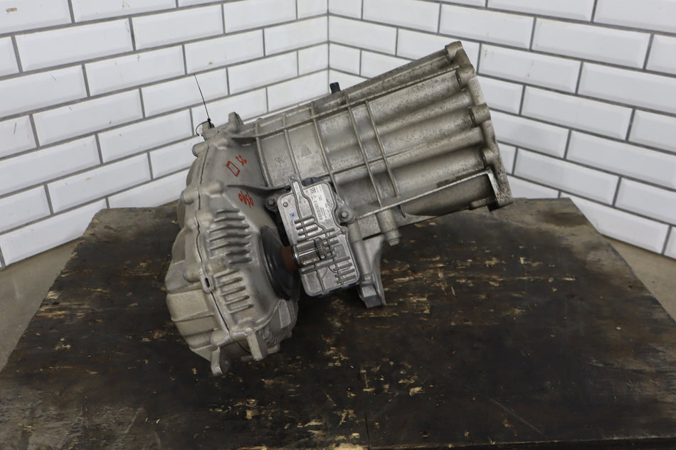 2011-2014 Porsche Cayenne Transfer Case OEM