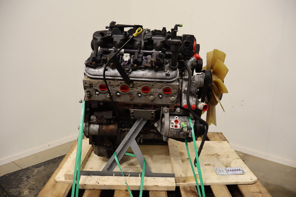 2001-2007 Chevrolet 6.0L LQ4 Engine W/ Accessories 203685 Miles