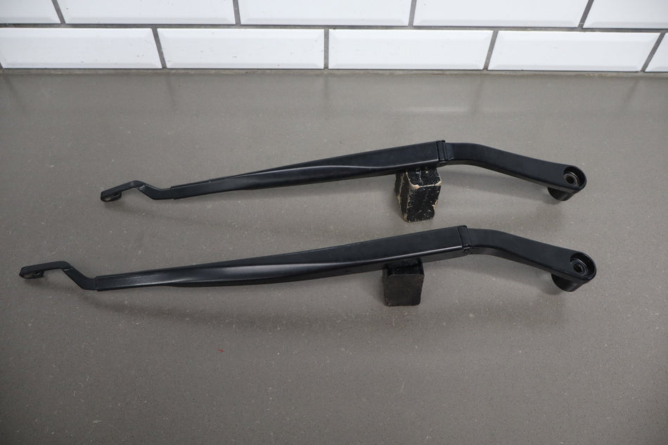 2019 Dodge Charger Scat Pack Wiper Arm Pair Left/Right OEM