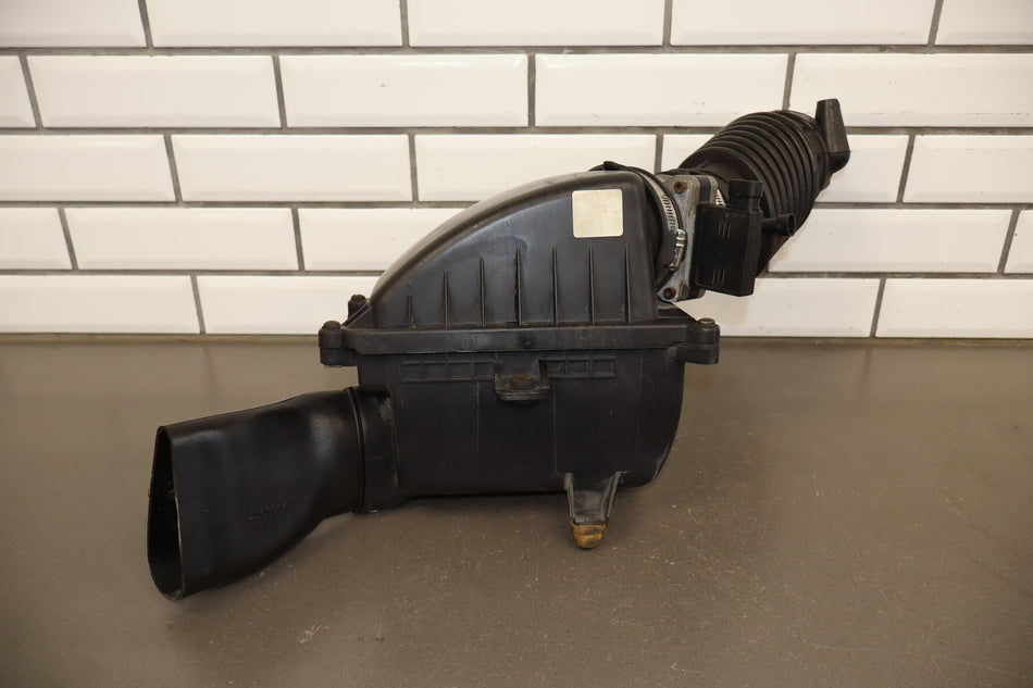 91-95 Pontiac Grand Prix (W) 3.4 LQ1 Air Cleaner Complete MAF