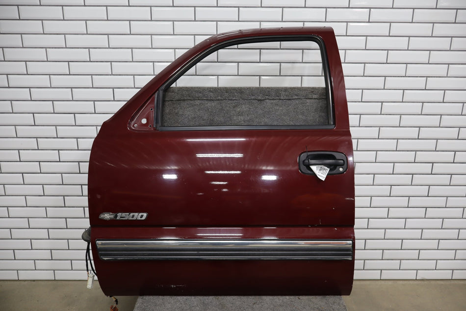 99-07 Chevy Silverado LH Front Door Less Mirror Color 51