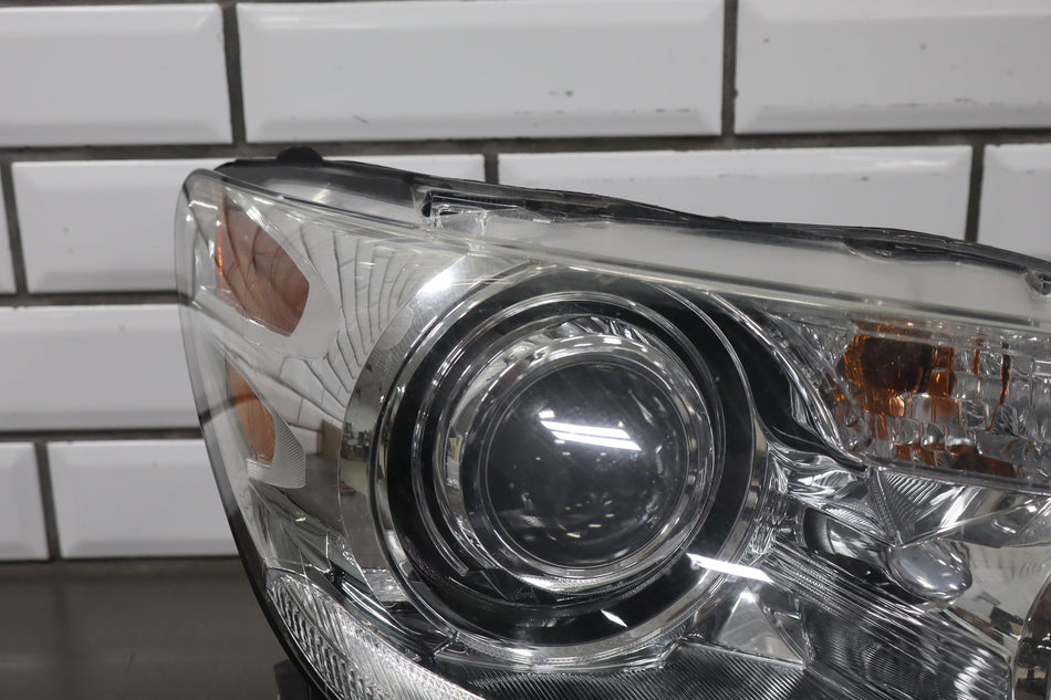 2010-2012 Lexus LS460 Right Headlamp HID Xenon Complete OEM