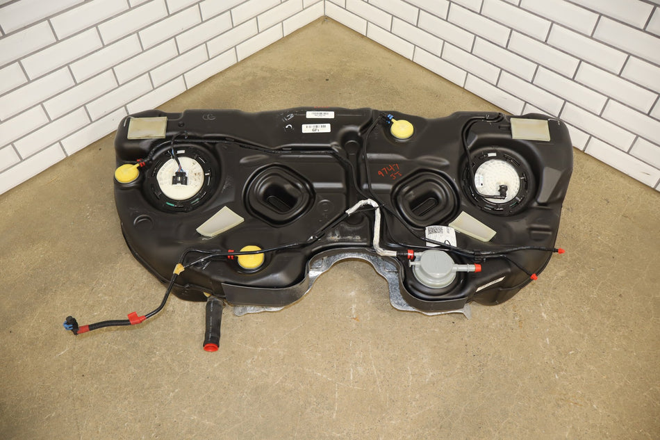 2011-14 Dodge Challenger 5.7 Fuel Tank 68102695AG w/ Pump OEM