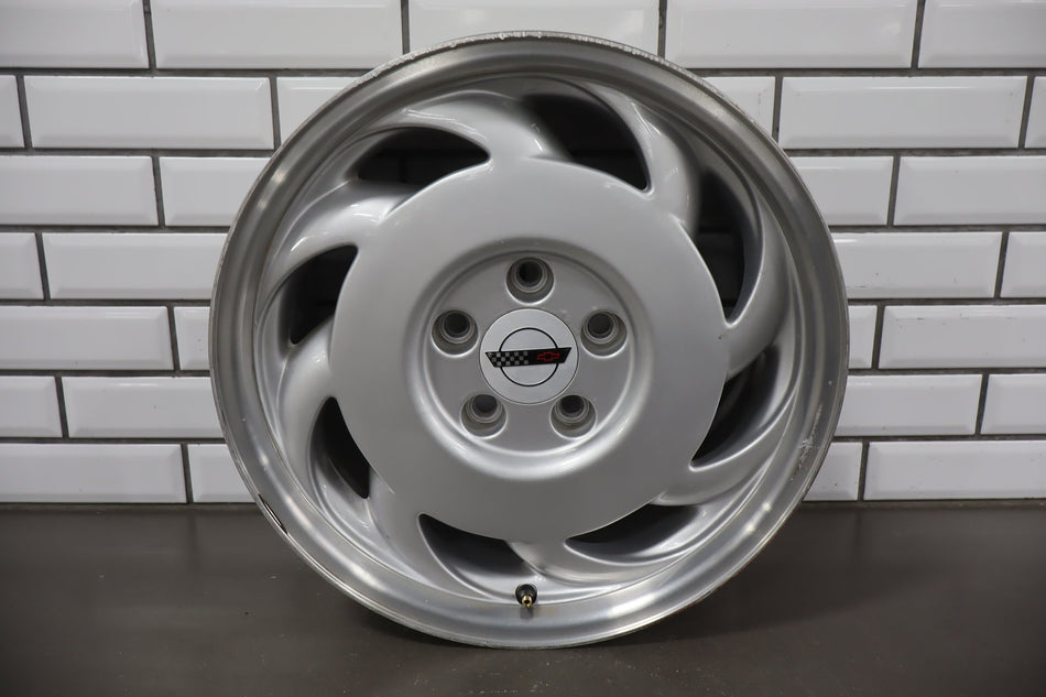 1991-1996 Chevrolet Corvette C4 Right 17x9.5" Directional Sawblade Wheel