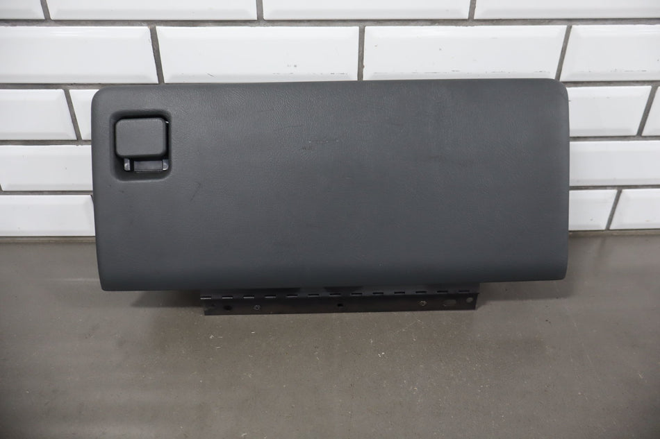 99-02 Chevy Silverado GMC Sierra GMT800 Glove Box Pewter