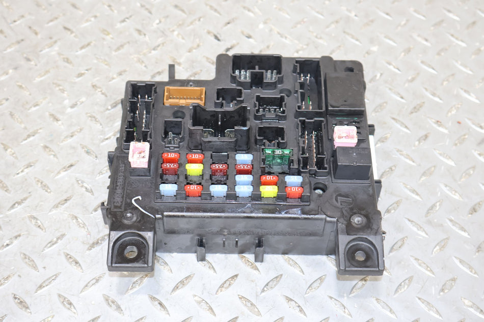 08-15 Mitsubishi Lancer Cabin Fuse Box