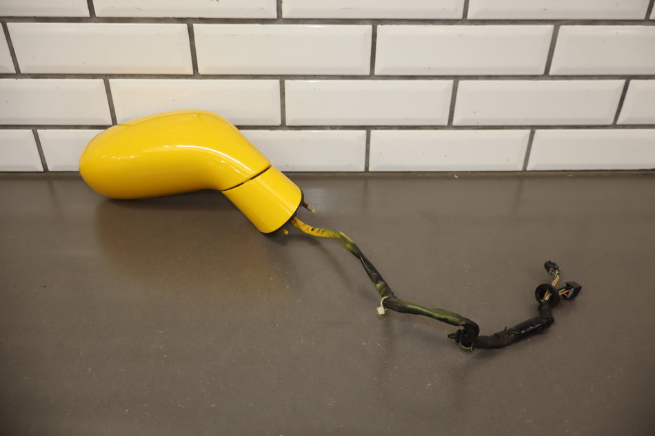 2005 Chevrolet Corvette Right Door Mirror Millenium Yellow 79 15795842