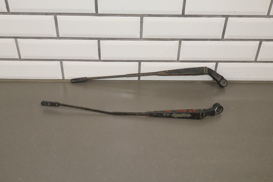 1988 Toyota Corolla Sport GTS Wiper Arm Pair