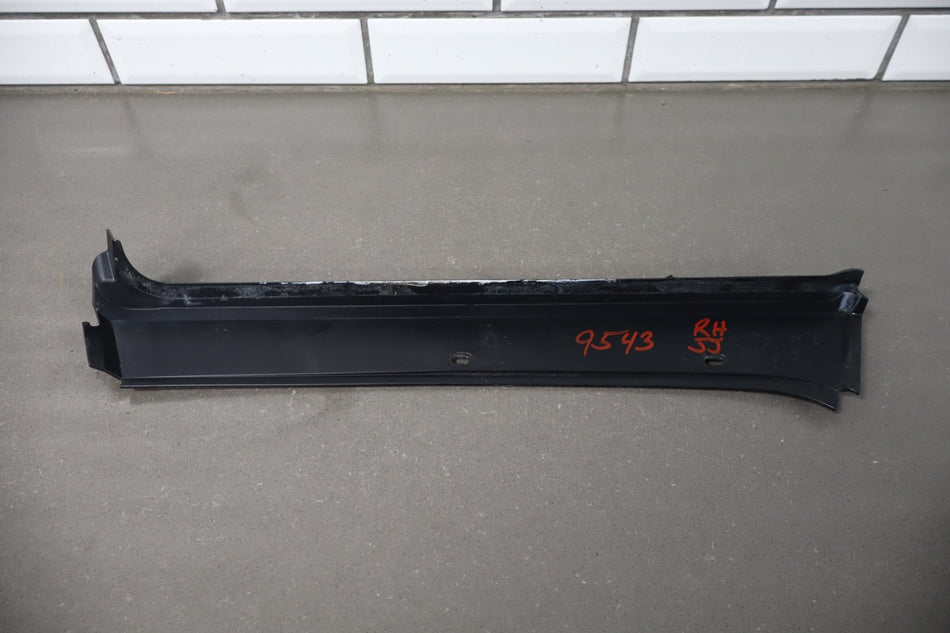 2003-2009 Hummer H2 - Right Exterior A Pillar 20787558