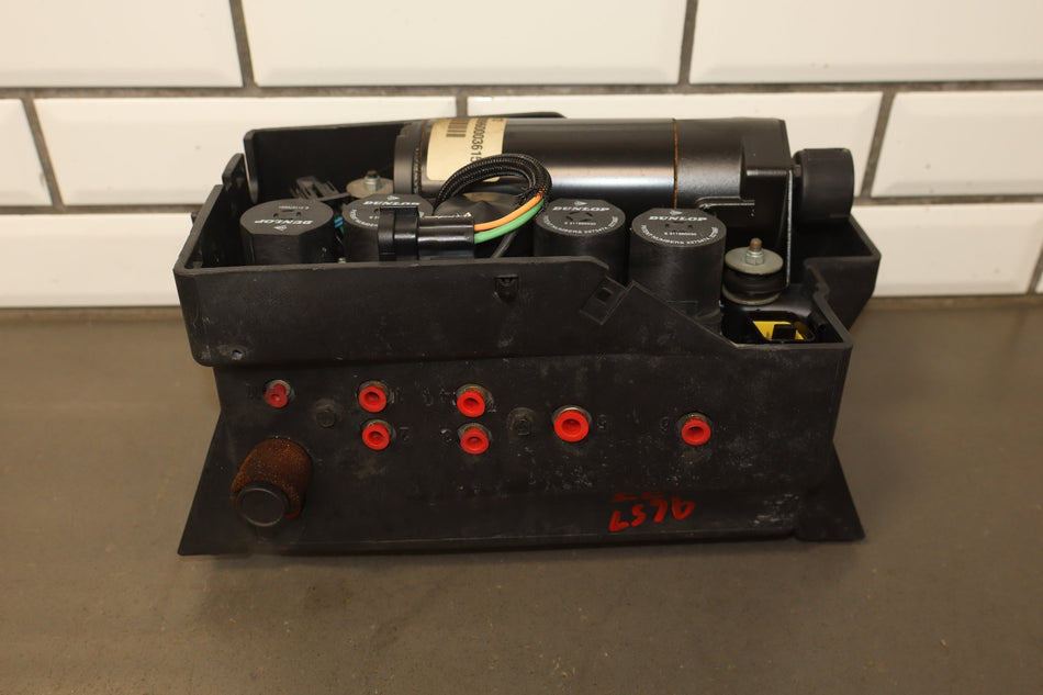 1994-2002 Land Rover Range Rover HSE Air Ride Compressor