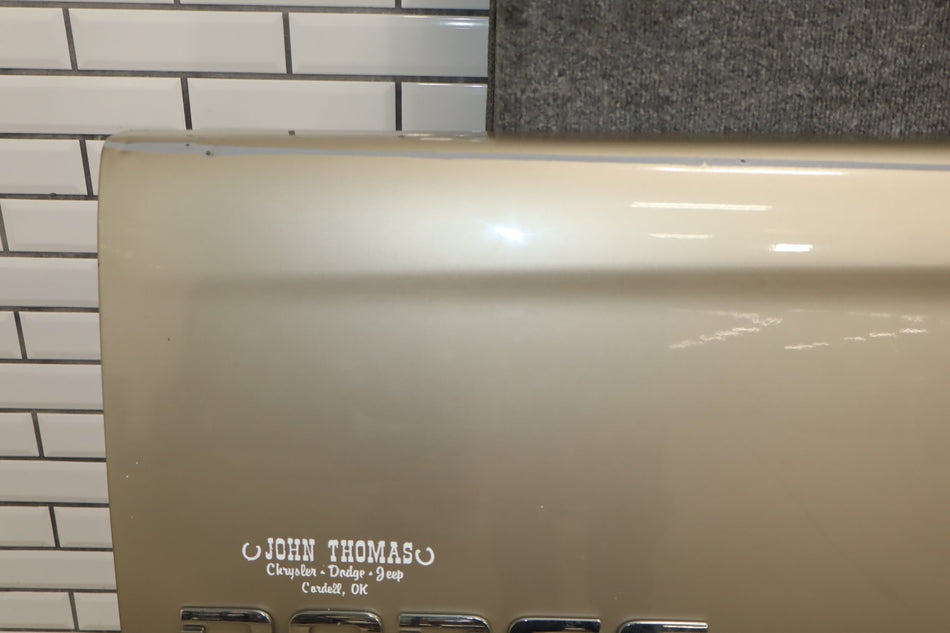 2004 Dodge Ram 1500 Decklid/Tailgate Light Almond Pearl 6F4
