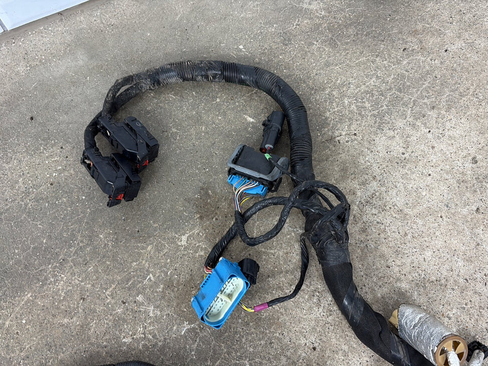 05-07 Chevy Corvette C6 6.0 LS2 Engine Wiring Harness OEM