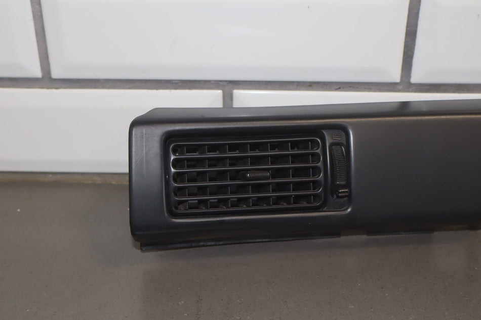 1988 Toyota Corolla GTS Kit- Dash Vents OEM