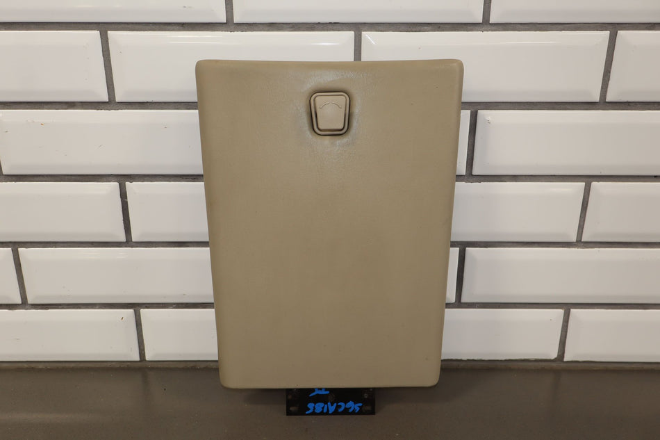 2006 Cadillac XLR- Glove Box