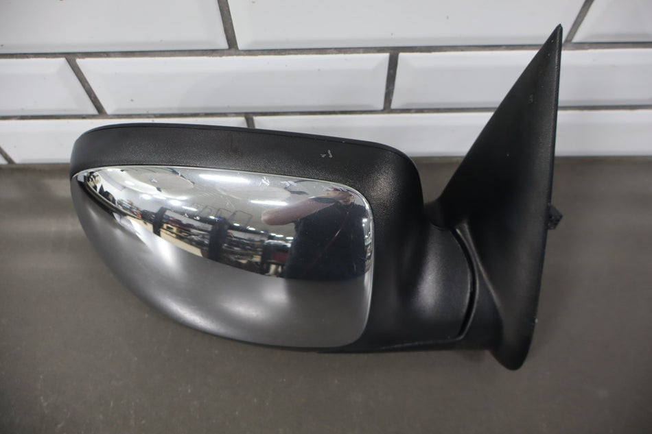 1999-2002 Chevrolet Silverado 2500 Power Heated Right Door Mirror OEM 15179830