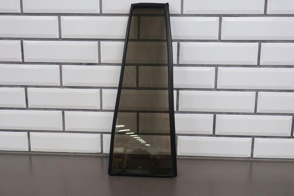 1996 Lexus LX450- REAR VENT GLASS/WINDOW