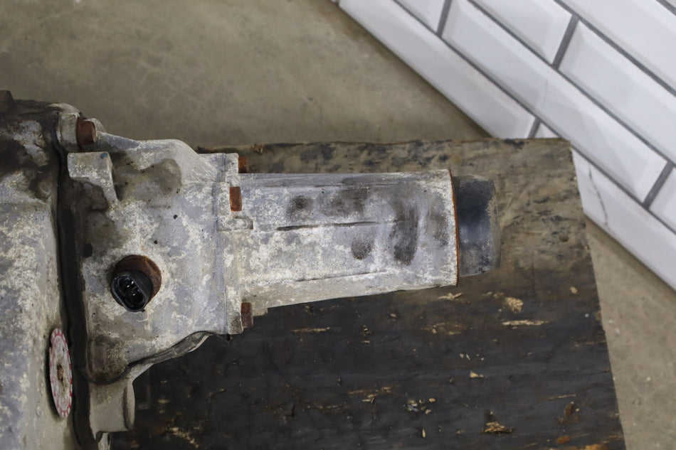 1995 Chevrolet Suburban 2500 Transfer Case 24228423 OEM