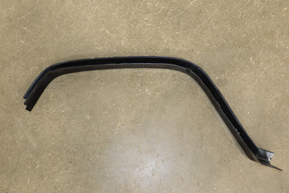 2005 Hummer H2 Left Rocker Molding