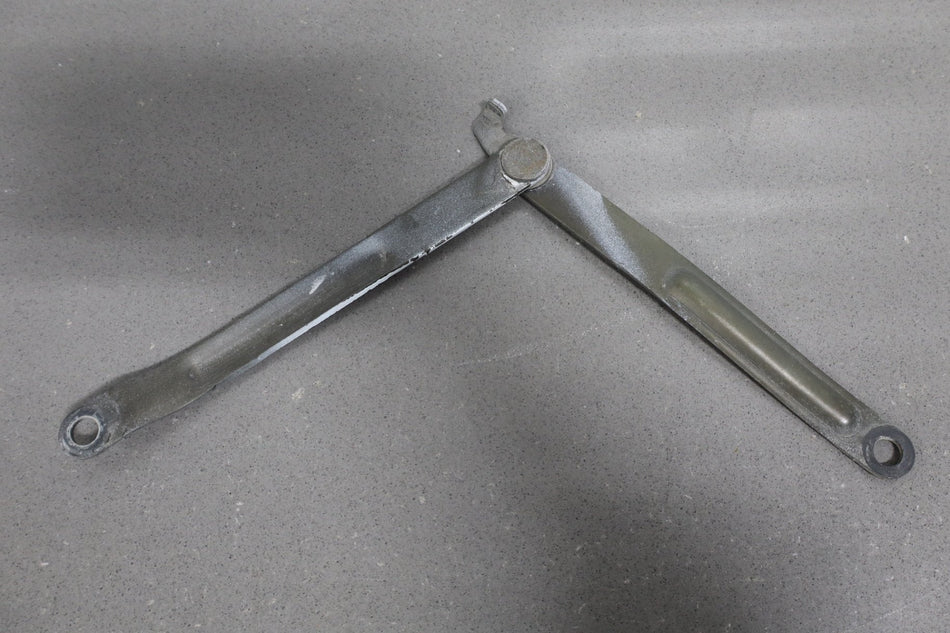 1997 Lexus LX450 J80 Bootlid/Tailgate Hinge Pair