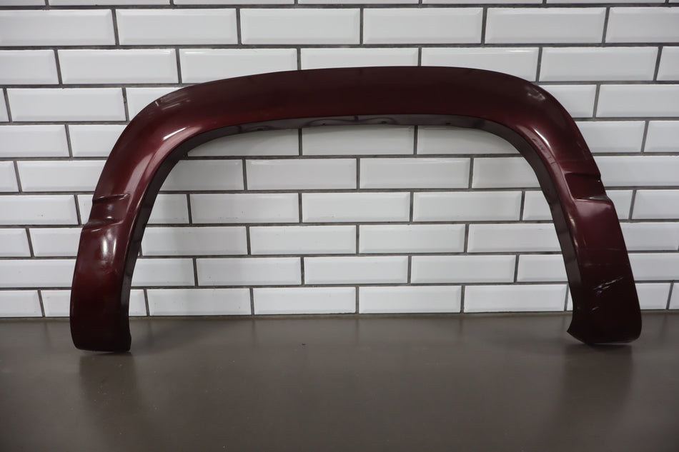 1995 Chevrolet Suburban 2500 GMT400- Right Rear Wheel Arch Moulding