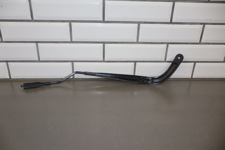 2015 Ford Mustang GT Wiper Arm Pair