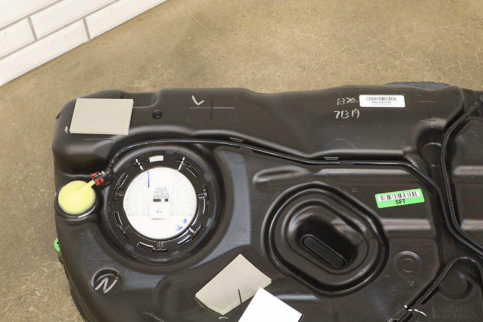 2015-2019 Dodge Challenger 6.4L 392 Fuel Tank with Pump Tested 43K