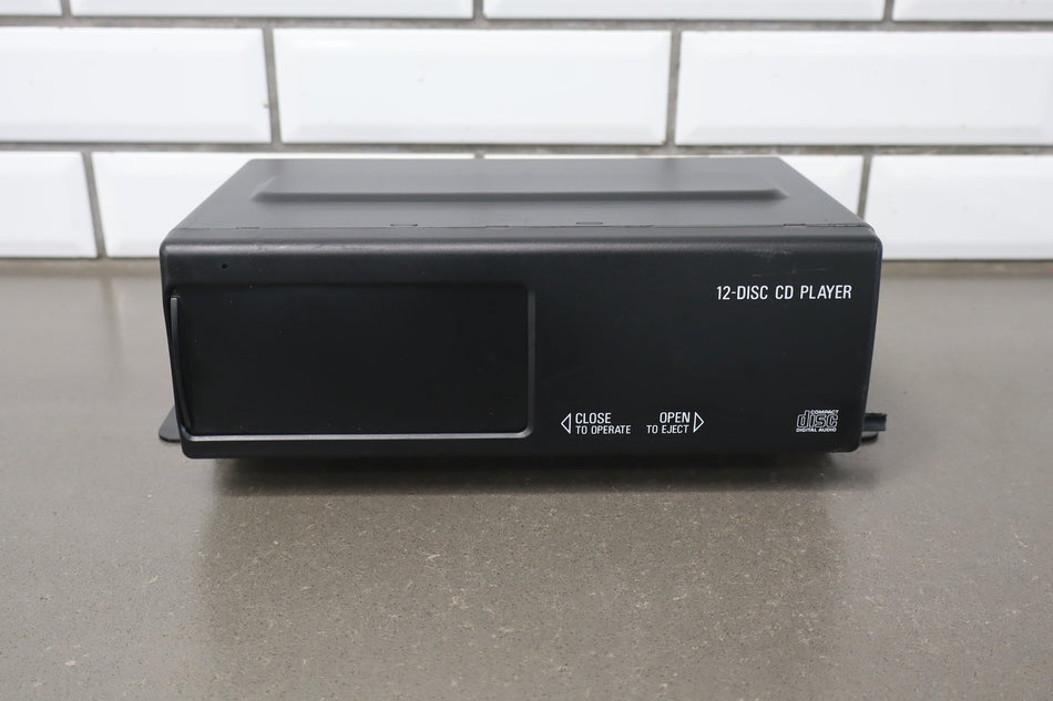 1997-2004 Chevrolet Corvette C5 CD Changer W/O Magazine 12495746