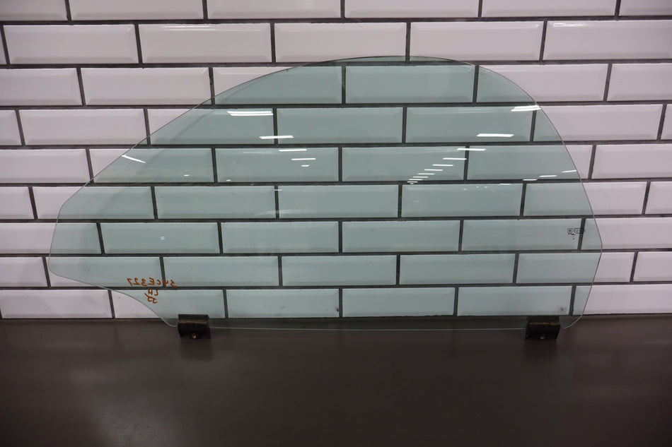 2004 Chevrolet SSR- Right Front Door Window