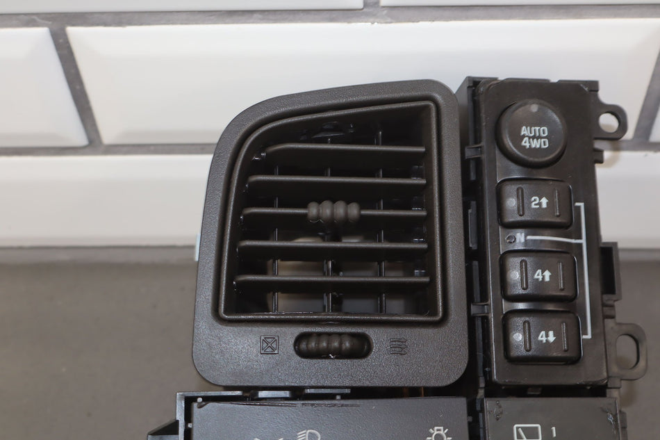 2006 Chevrolet Tahoe- Headlight Switch