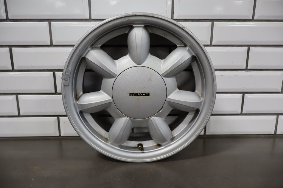 1990-1992 Mazda Miata NA Single (1) 14x5.5 Silver Daisy Wheel W/Center Cap