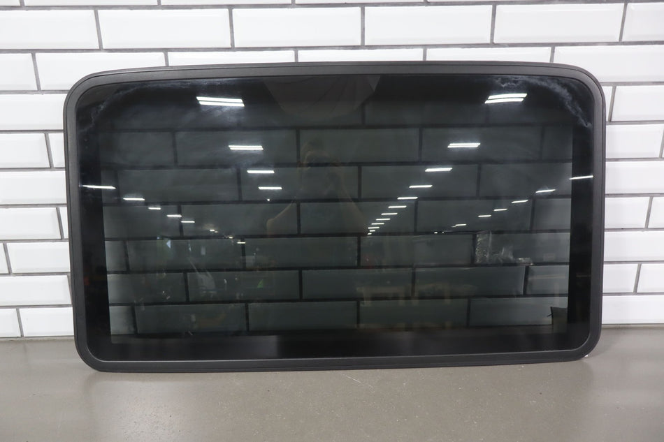 2003-2009 Hummer H2- Sunroof Glass Window 15781625