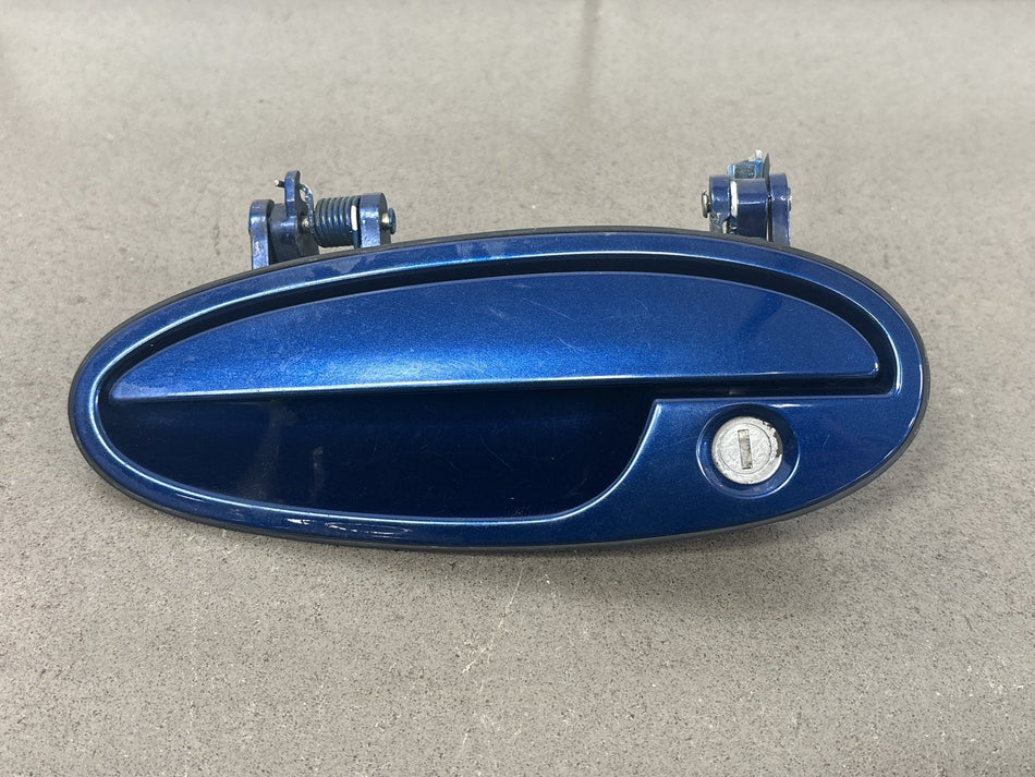 2004 Chevrolet Corvette C5 Convertible Left Driver Front Door Handle OEM GM